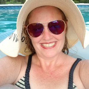 Meet your Posher, Angie